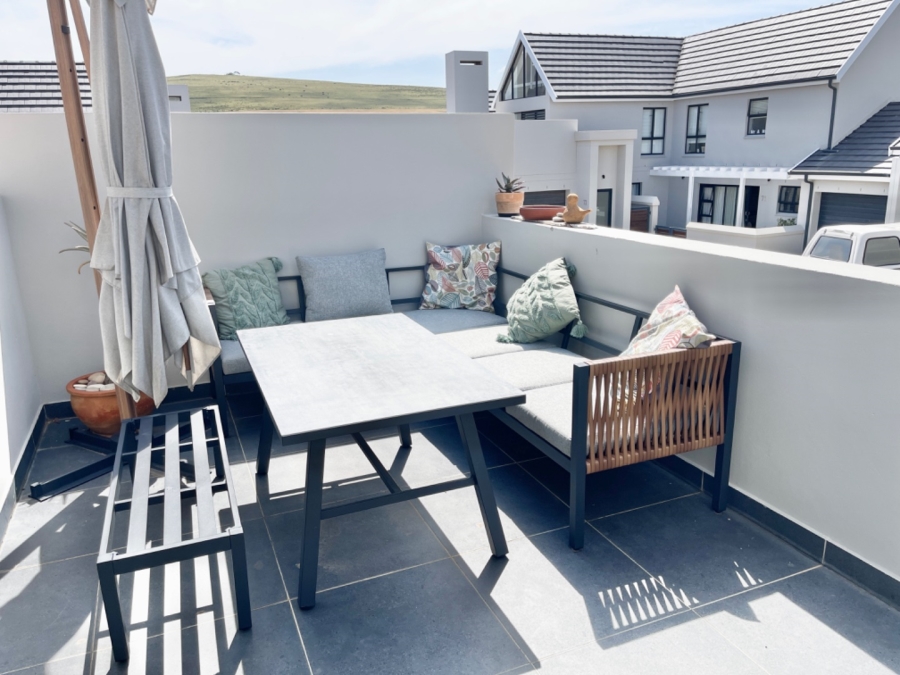 2 Bedroom Property for Sale in Hartland Lifestyle Estate Western Cape